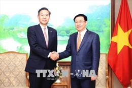 Phó Thủ tướng Vương Đình Huệ: SMBC là cửa ngõ cho nhà đầu tư nước ngoài vào Việt Nam